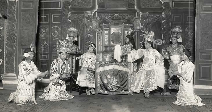 Cantonese opera performance at the Great Star Theater